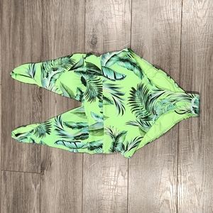 EUC Tinibikini Women's sz L one piece tropical swimsuit w/built in bra pads